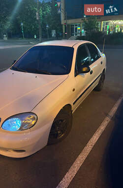 Седан Daewoo Lanos 2002 в 