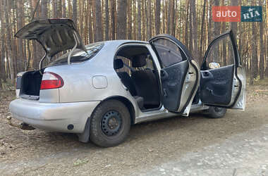 Седан Daewoo Lanos 2003 в Ворзелі