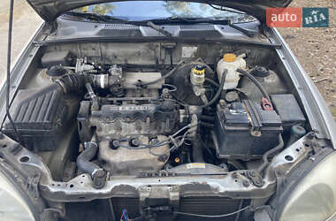 Седан Daewoo Lanos 2003 в 