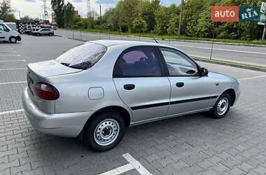 Седан Daewoo Lanos 2008 в 
