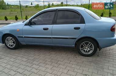 Седан Daewoo Lanos 2008 в Жовтих Водах