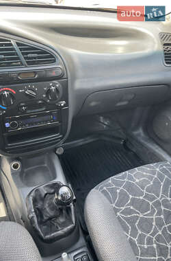 Седан Daewoo Lanos 2003 в 