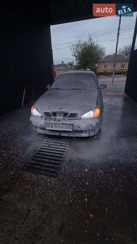 Седан Daewoo Lanos 2005 в Бобринце