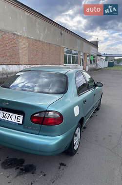 Седан Daewoo Lanos 1998 в 