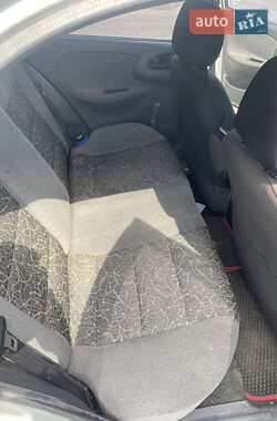 Седан Daewoo Lanos 2004 в 
