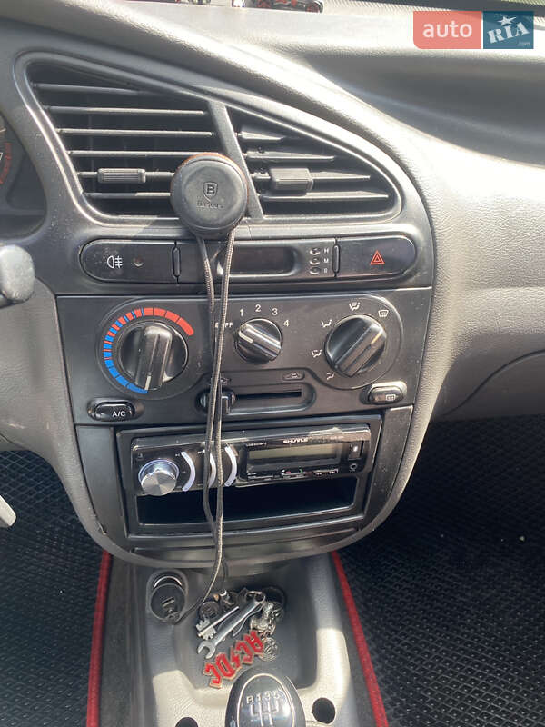 Седан Daewoo Lanos 2004 в Киеве фото 17 Седан Daewoo Lanos 2004 в Киеве