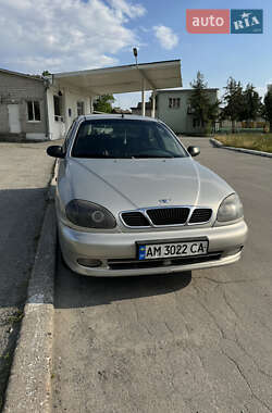 Седан Daewoo Lanos 2006 в Полонному