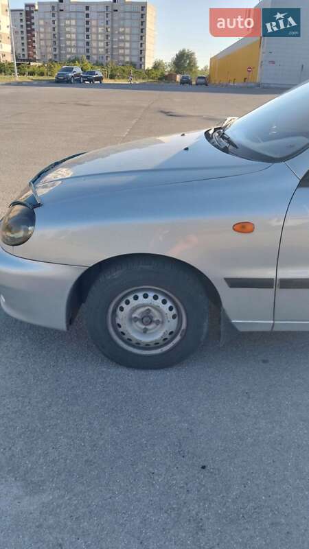 Седан Daewoo Lanos 2005 в Запорожье