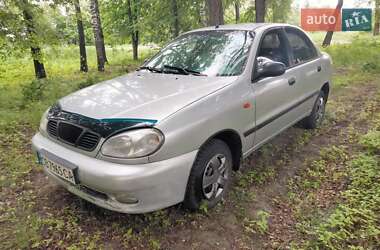 Седан Daewoo Lanos 2004 в Мене