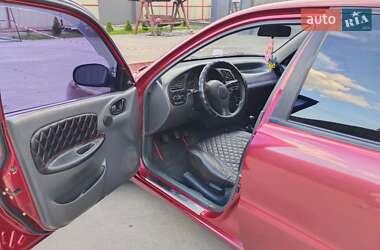 Седан Daewoo Lanos 2004 в 