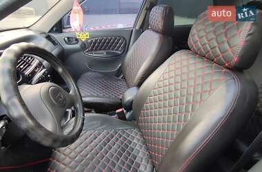 Седан Daewoo Lanos 2004 в 