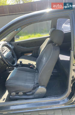 Хэтчбек Daewoo Lanos 2001 в 