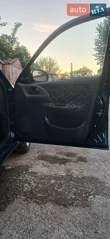 Седан Daewoo Lanos 2003 в Ивано-Франковске