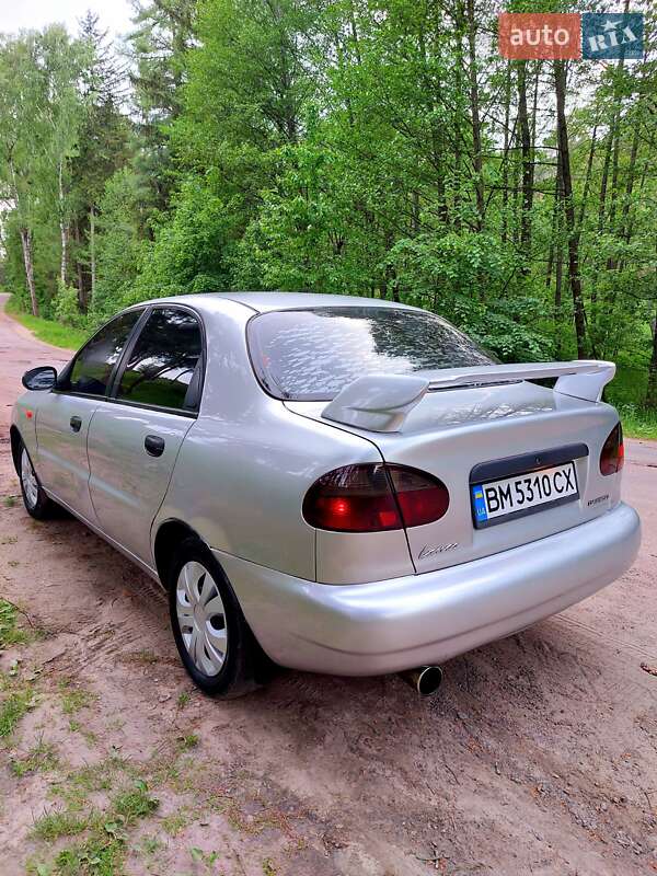 Седан Daewoo Lanos 2006 в Тростянце