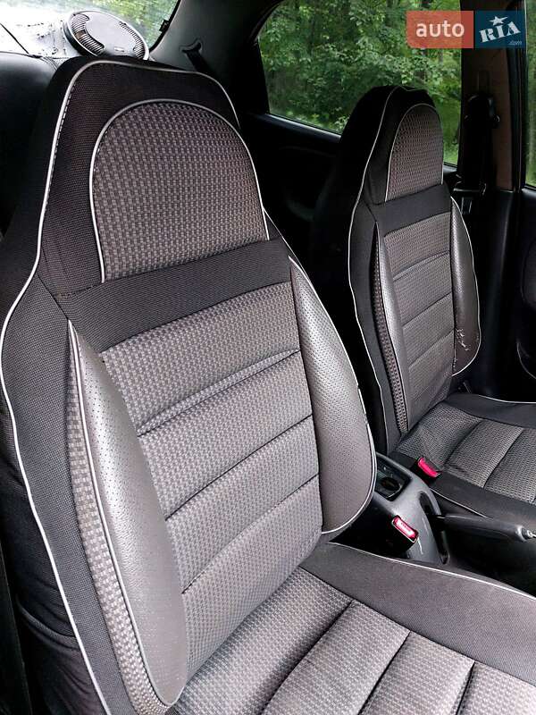 Седан Daewoo Lanos 2006 в Тростянце
