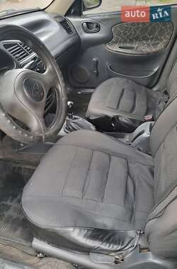 Седан Daewoo Lanos 2003 в 