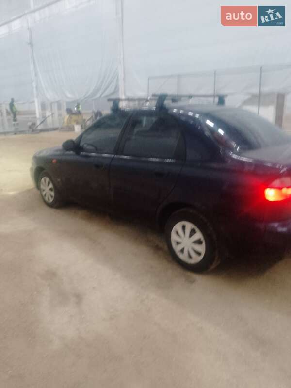 Седан Daewoo Lanos 2003 в Тернополе
