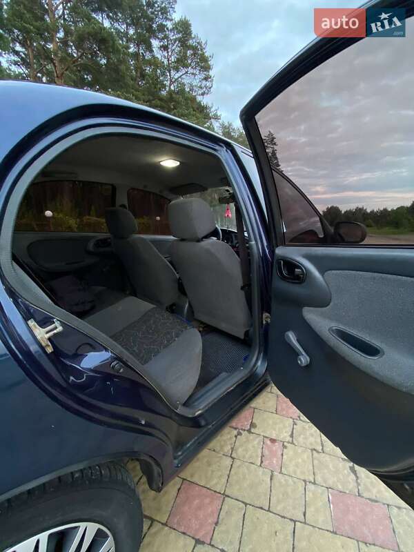 Седан Daewoo Lanos 2007 в Золочеве