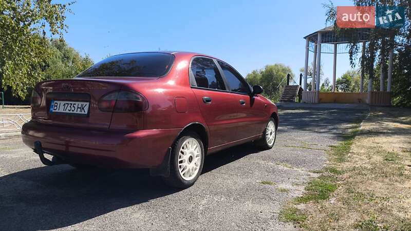 Седан Daewoo Lanos 2002 в Решетилівці
