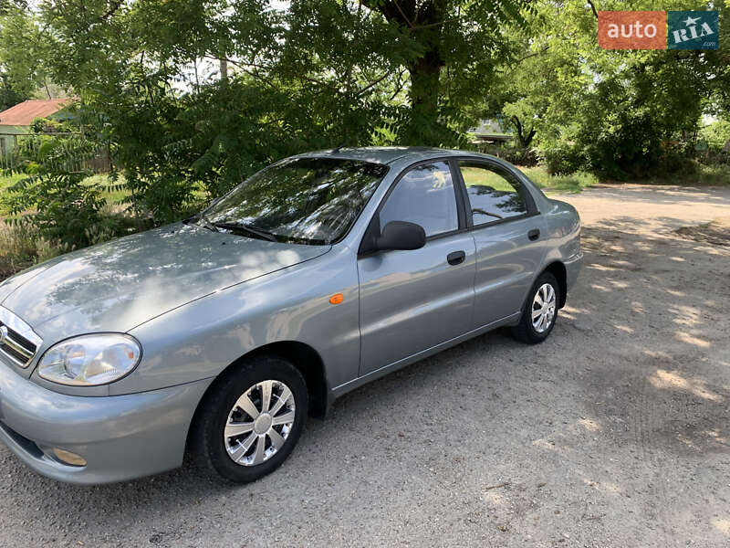 Daewoo Lanos 2011