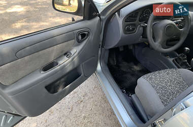 Седан Daewoo Lanos 2011 в 