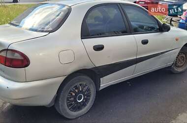 Седан Daewoo Lanos 2004 в Львове