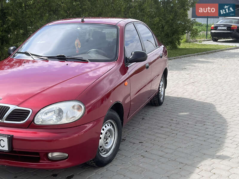 Седан Daewoo Lanos 2008 в Борщеве