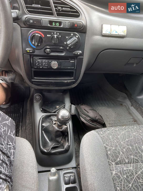 Седан Daewoo Lanos 2008 в Борщеве