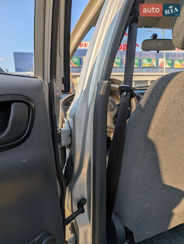 Седан Daewoo Lanos 2005 в Днепре