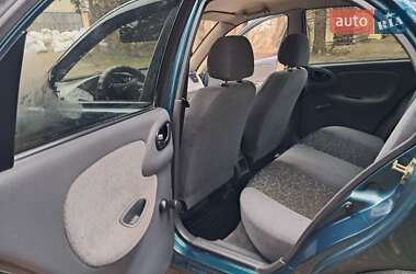 Седан Daewoo Lanos 2003 в 