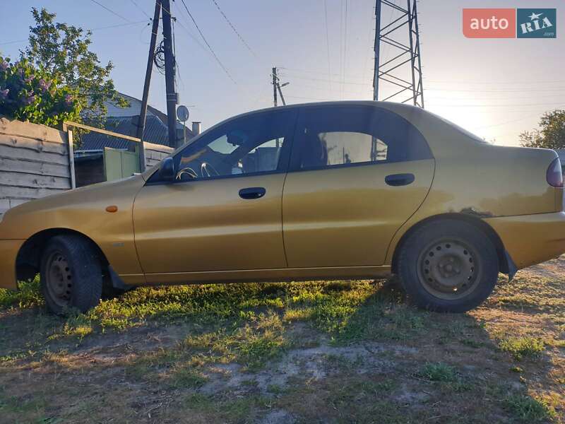 Седан Daewoo Lanos 2003 в Харкові