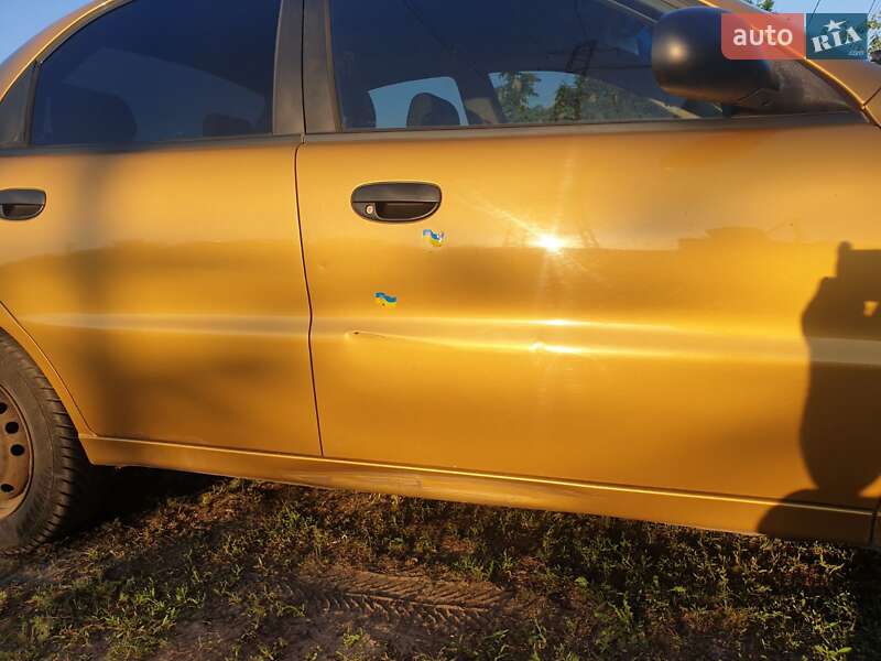 Седан Daewoo Lanos 2003 в Харкові