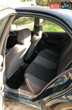 Седан Daewoo Lanos 2003 в 