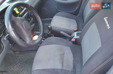 Седан Daewoo Lanos 2004 в 