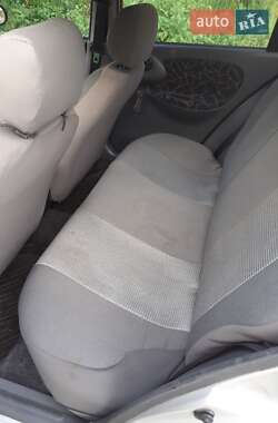 Седан Daewoo Lanos 2004 в 