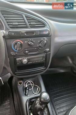 Седан Daewoo Lanos 2004 в 