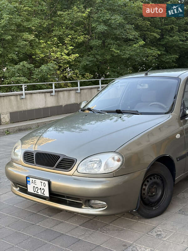 Хэтчбек Daewoo Lanos 2004 в Днепре