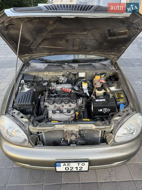 Хэтчбек Daewoo Lanos 2004 в Днепре