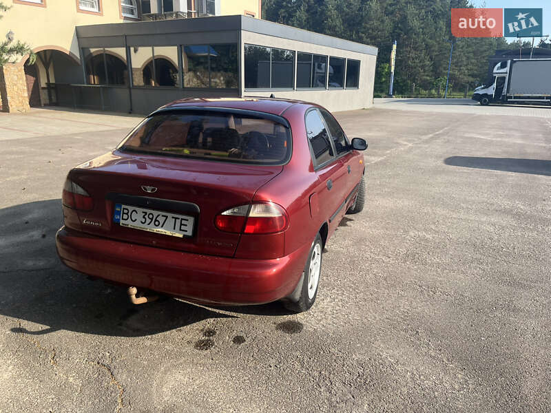 Седан Daewoo Lanos 2004 в Львове