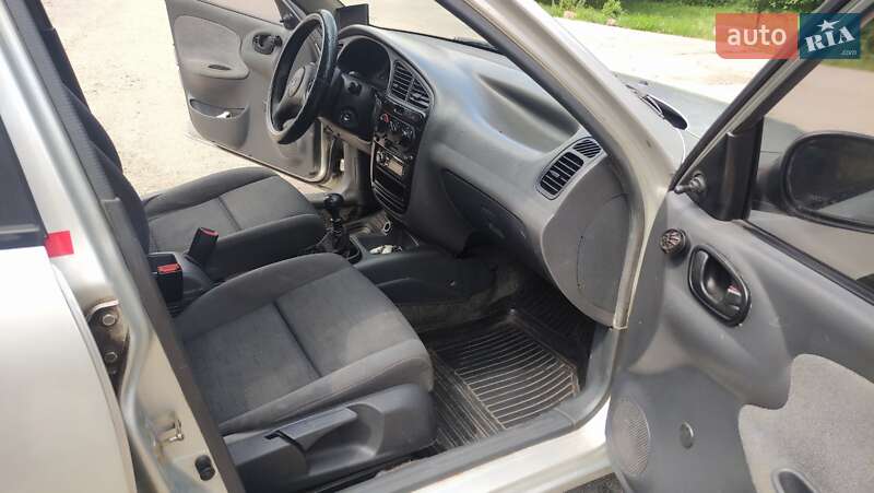 Седан Daewoo Lanos 2006 в Богуславе