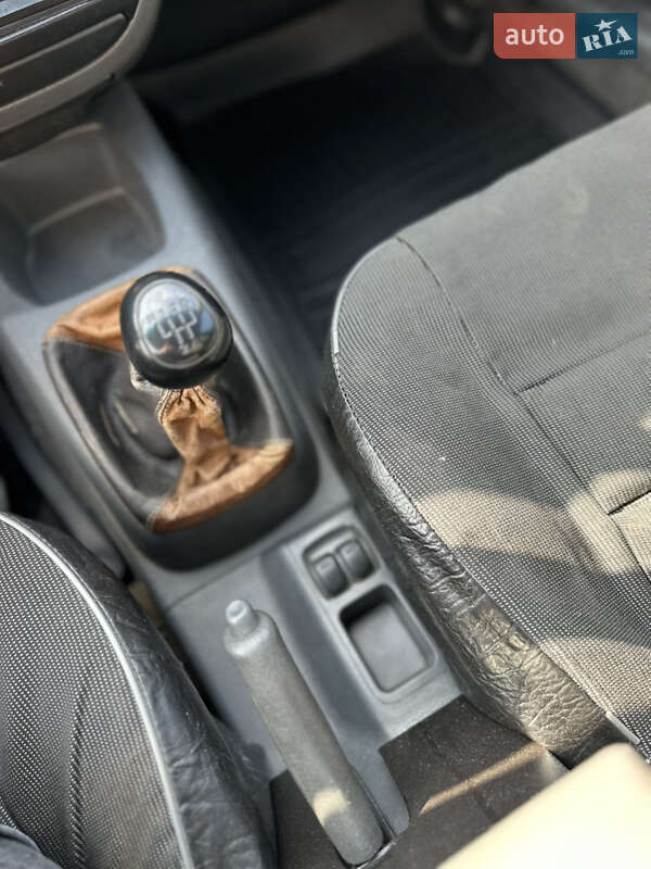 Седан Daewoo Lanos 2003 в Белой Церкви