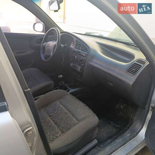 Седан Daewoo Lanos 2008 в Львове