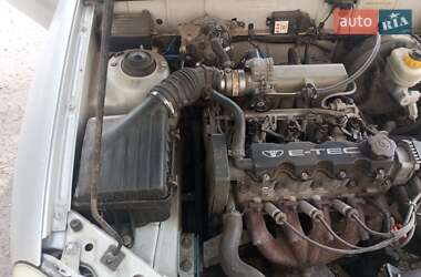 Седан Daewoo Lanos 1998 в 