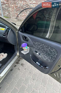 Седан Daewoo Lanos 2003 в 