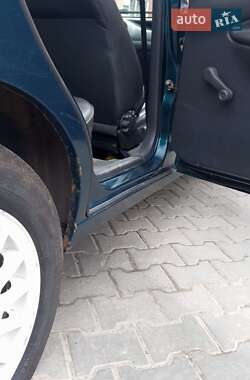 Седан Daewoo Lanos 1998 в 