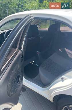 Седан Daewoo Lanos 2004 в 