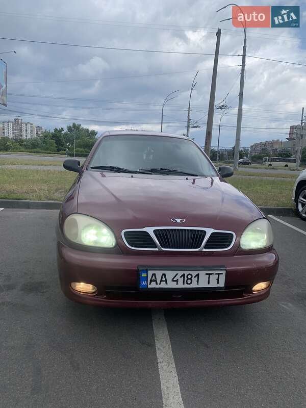 Седан Daewoo Lanos 2008 в Києві