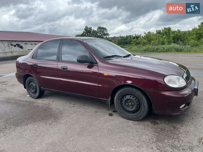 Седан Daewoo Lanos 2009 в Шостке
