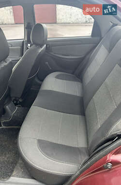 Седан Daewoo Lanos 2009 в 