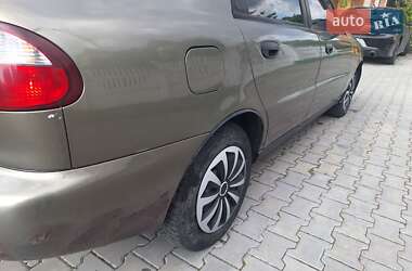 Седан Daewoo Lanos 2004 в 